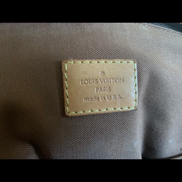 Authentic Louis Vuitton Tivoli GM - Picture 11 of 12